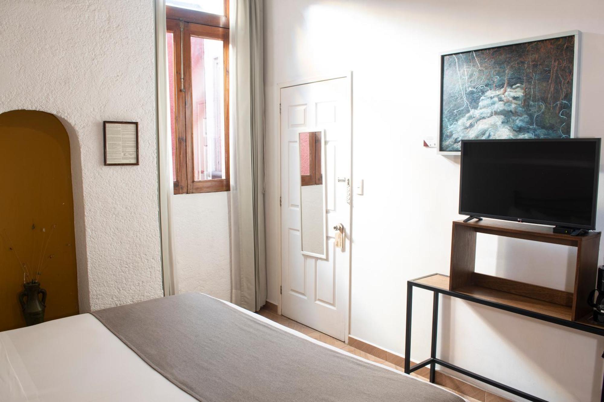 Portico Hotel & Galeria Morelia Chambre photo